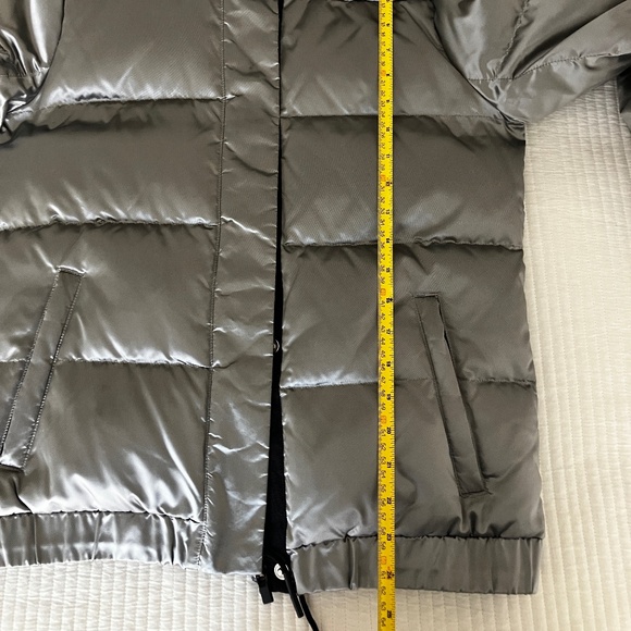 Athleta down jacket pewter/silver, size XS - Picture 8 of 8